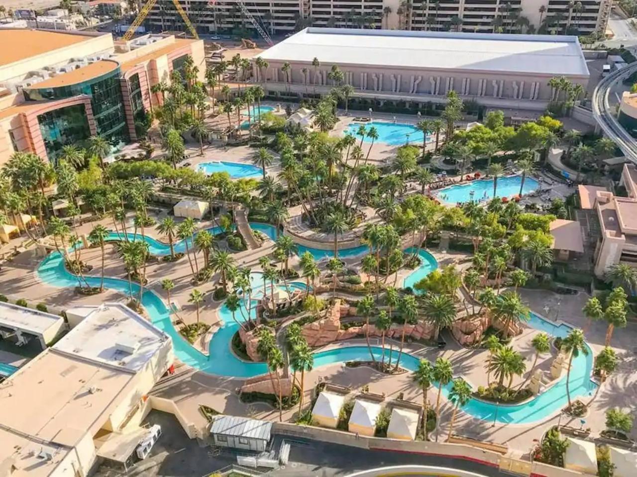 Lady Luck'S Vista - Private Balcony - Full Kitchen - Two Full Baths - Jetted Tub - Full Mgm Grand Resort Access W No Resort Fee At Mgm Signature Las Vegas Eksteriør billede