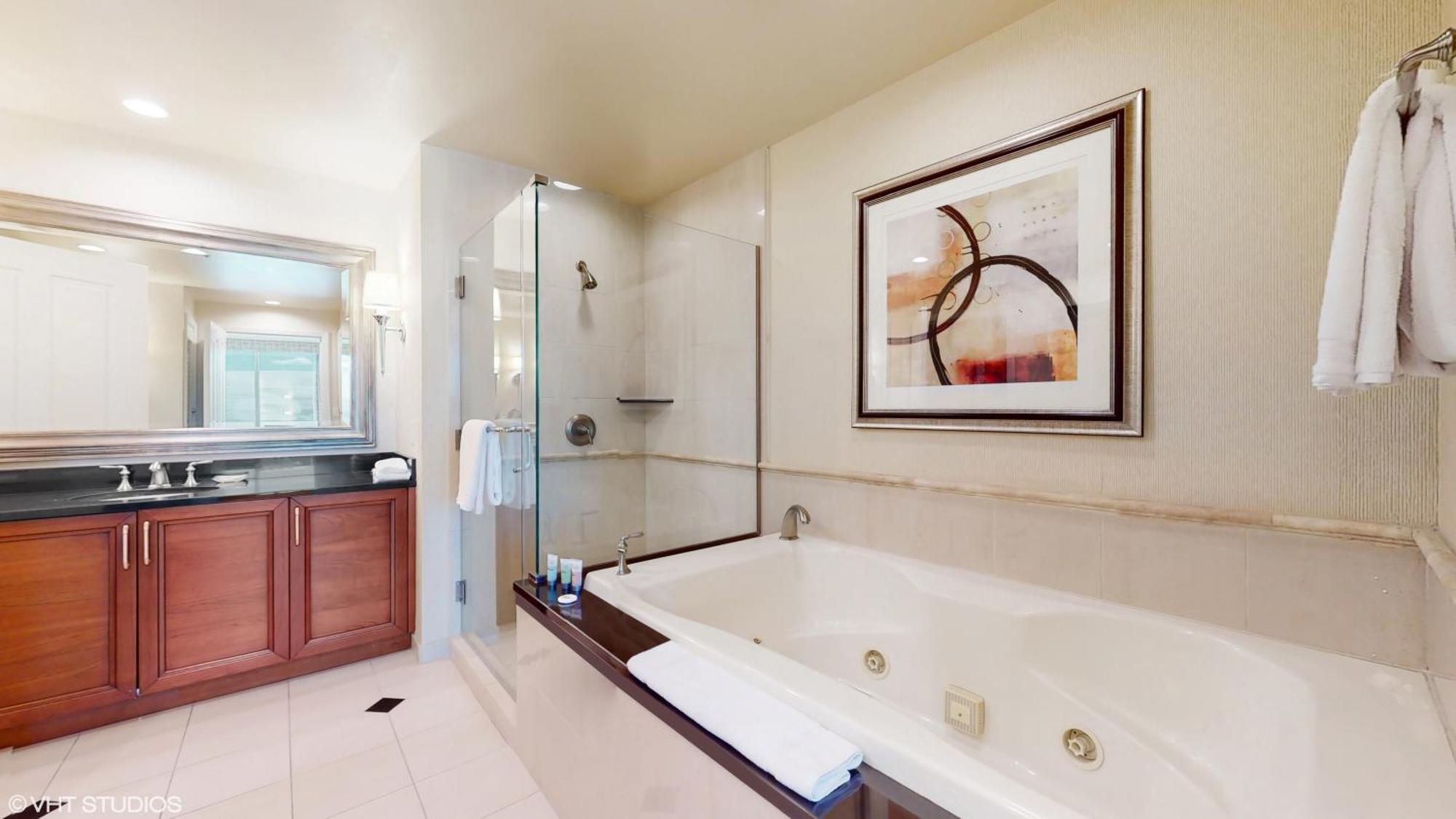 Lady Luck'S Vista - Private Balcony - Full Kitchen - Two Full Baths - Jetted Tub - Full Mgm Grand Resort Access W No Resort Fee At Mgm Signature Las Vegas Eksteriør billede