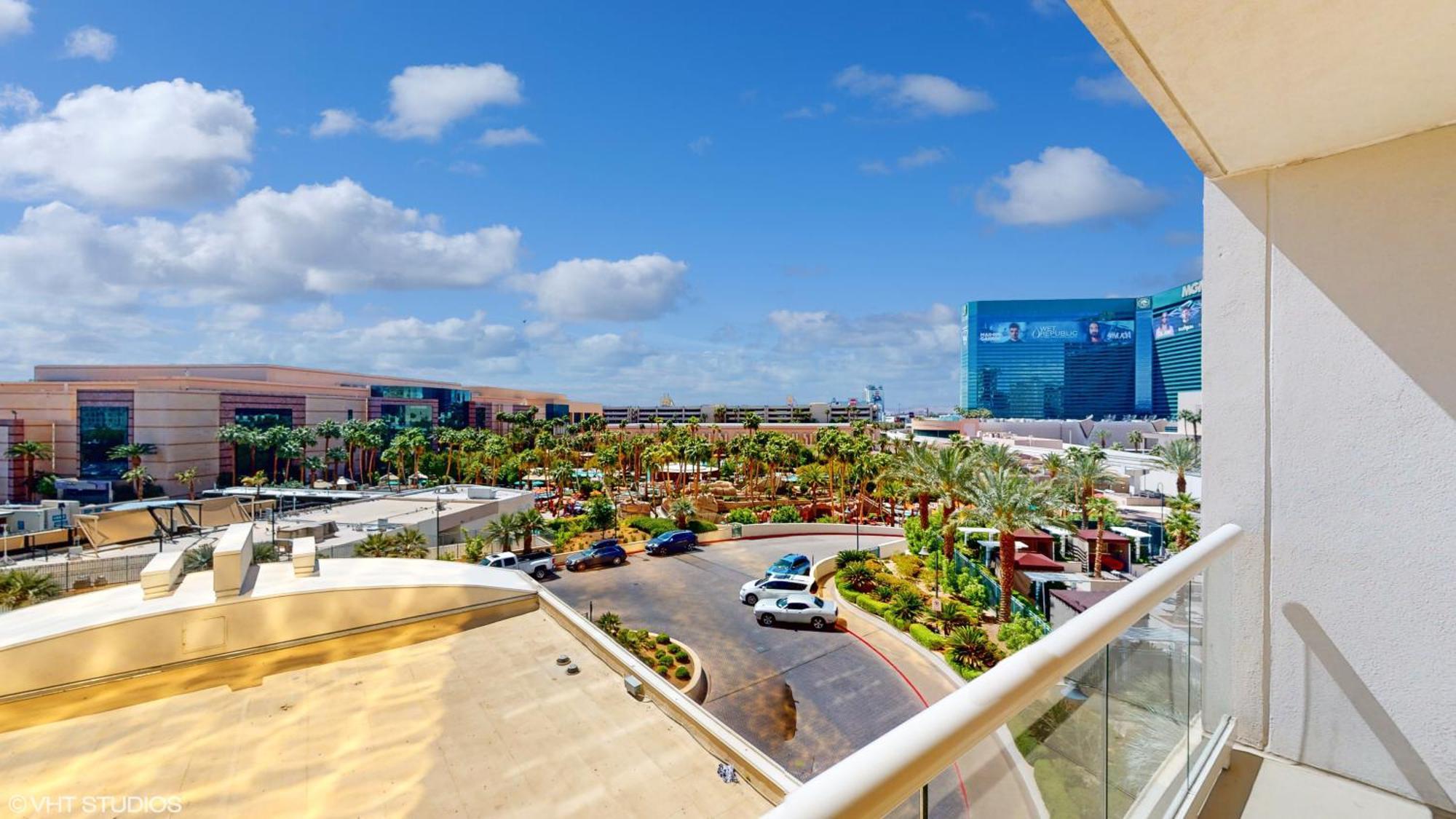 Lady Luck'S Vista - Private Balcony - Full Kitchen - Two Full Baths - Jetted Tub - Full Mgm Grand Resort Access W No Resort Fee At Mgm Signature Las Vegas Eksteriør billede